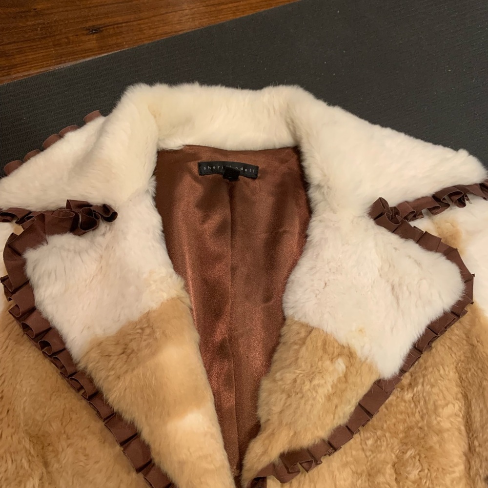 Fur jacket - Picture 6 of 6